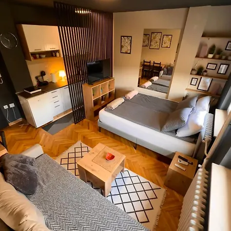 La Mariposa Apartment *